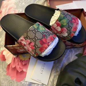 Authentic Gucci slides FINAL PRICE